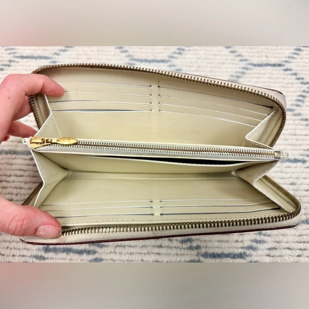 Louis Vuitton louis vuitton